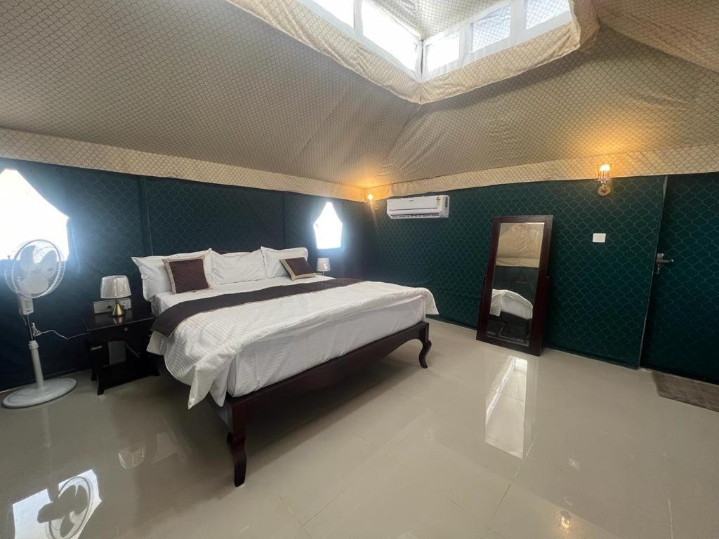 Jawai Riyasat Panthera Luxury tent Bali
