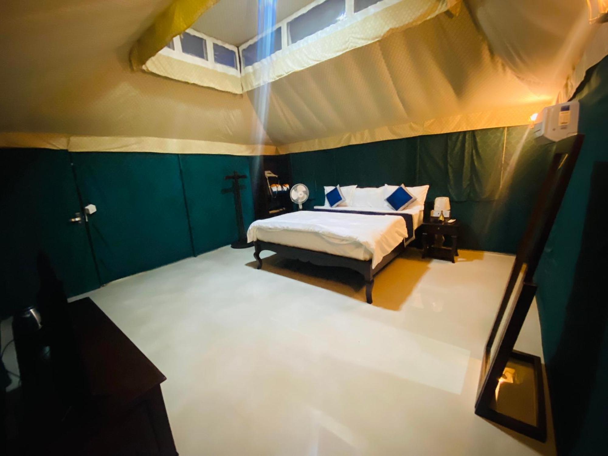 Jawai Riyasat Panthera Luxury tent